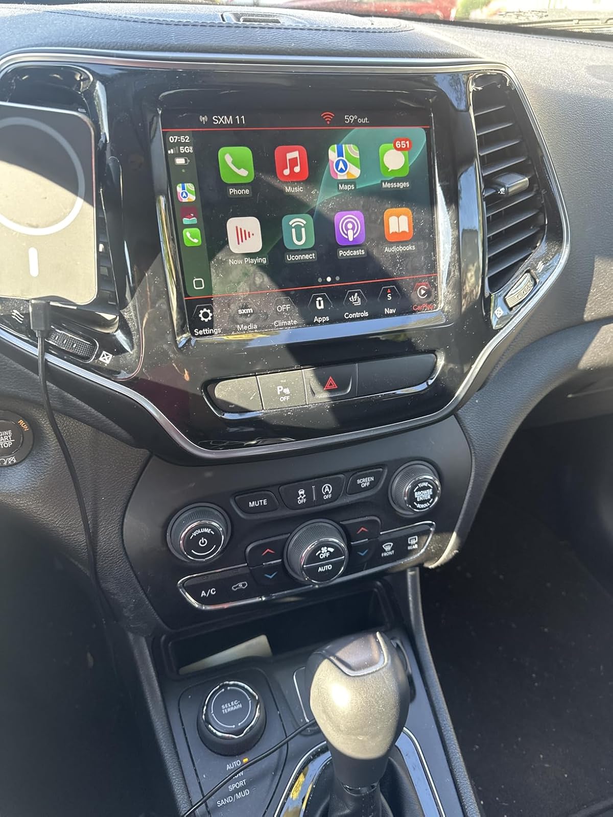 Wireless CarPlay Adapter for iPhone, Convert Wired to Wireless CarPlay, Plug & Play, No Latency, Compatible with iOS 10+ & Cars with Built-in CarPlay photo review